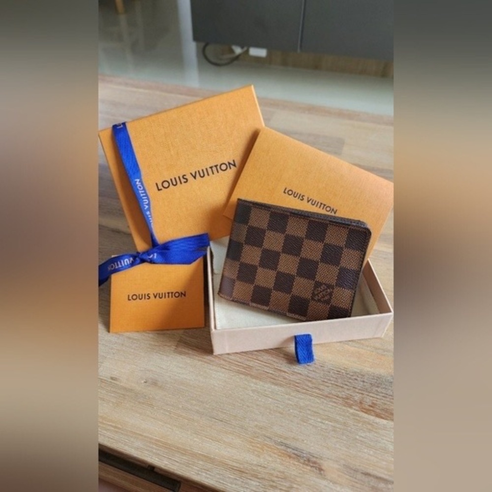 Louis Vuitton Slender Wallet